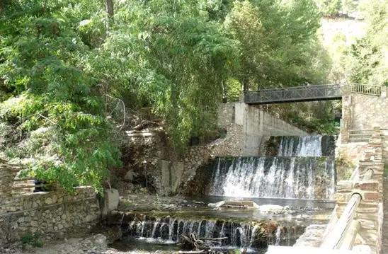 Cascada del Nacimiento del río Andarax en Laujar de Andarax, Alpujarra de Almería